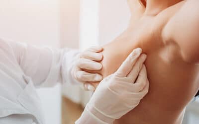 Correction de l’asymétrie mammaire : à partir de quel âge ? | Dr Goldammer | Bordeaux
